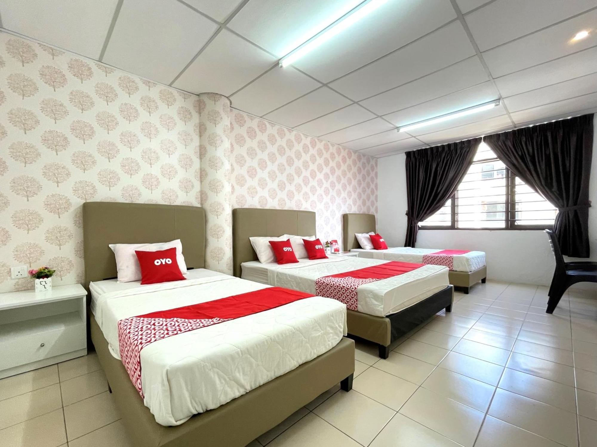 Oyo Home 90326 Wg Guest House Джорджтаун Экстерьер фото