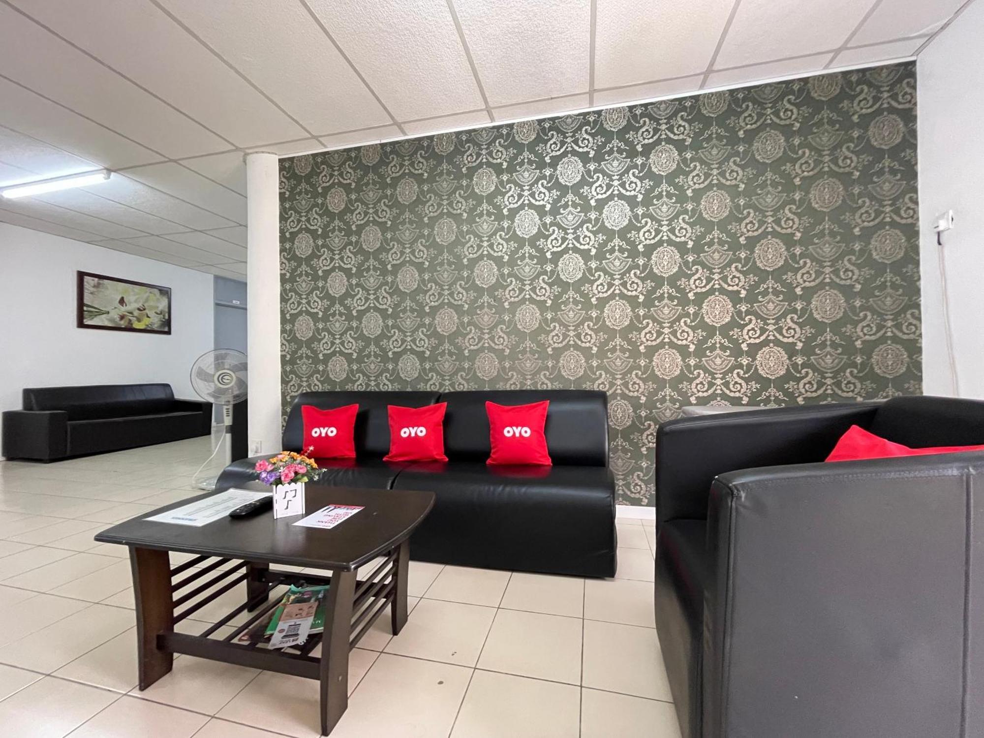 Oyo Home 90326 Wg Guest House Джорджтаун Экстерьер фото